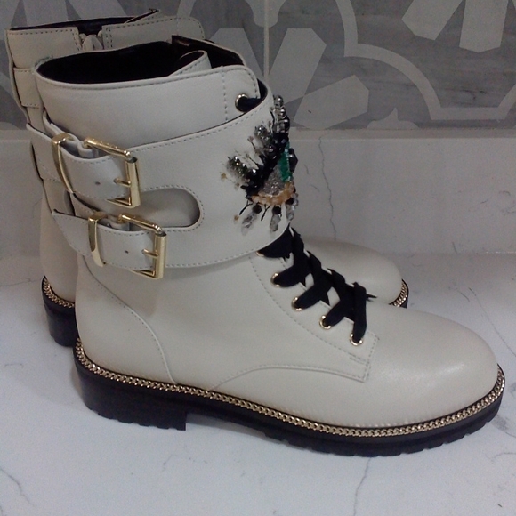 KURT GEIGER LONDON Sutton Eye Embellished Combat Boots - Picture 2 of 7